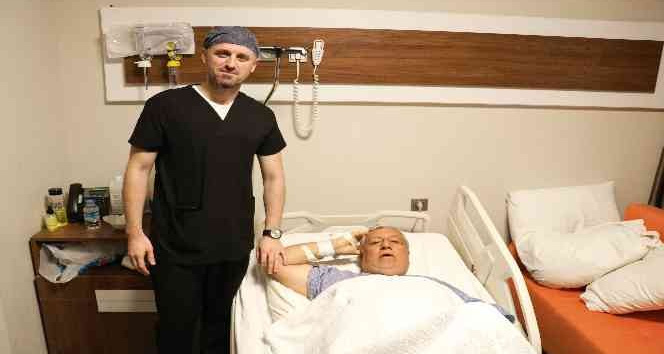 Kötü huylu tümör alındı prostattan kurtuldu