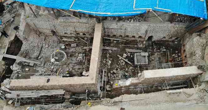 700 yıllık hamamda yeni bölümler ortaya çıktı