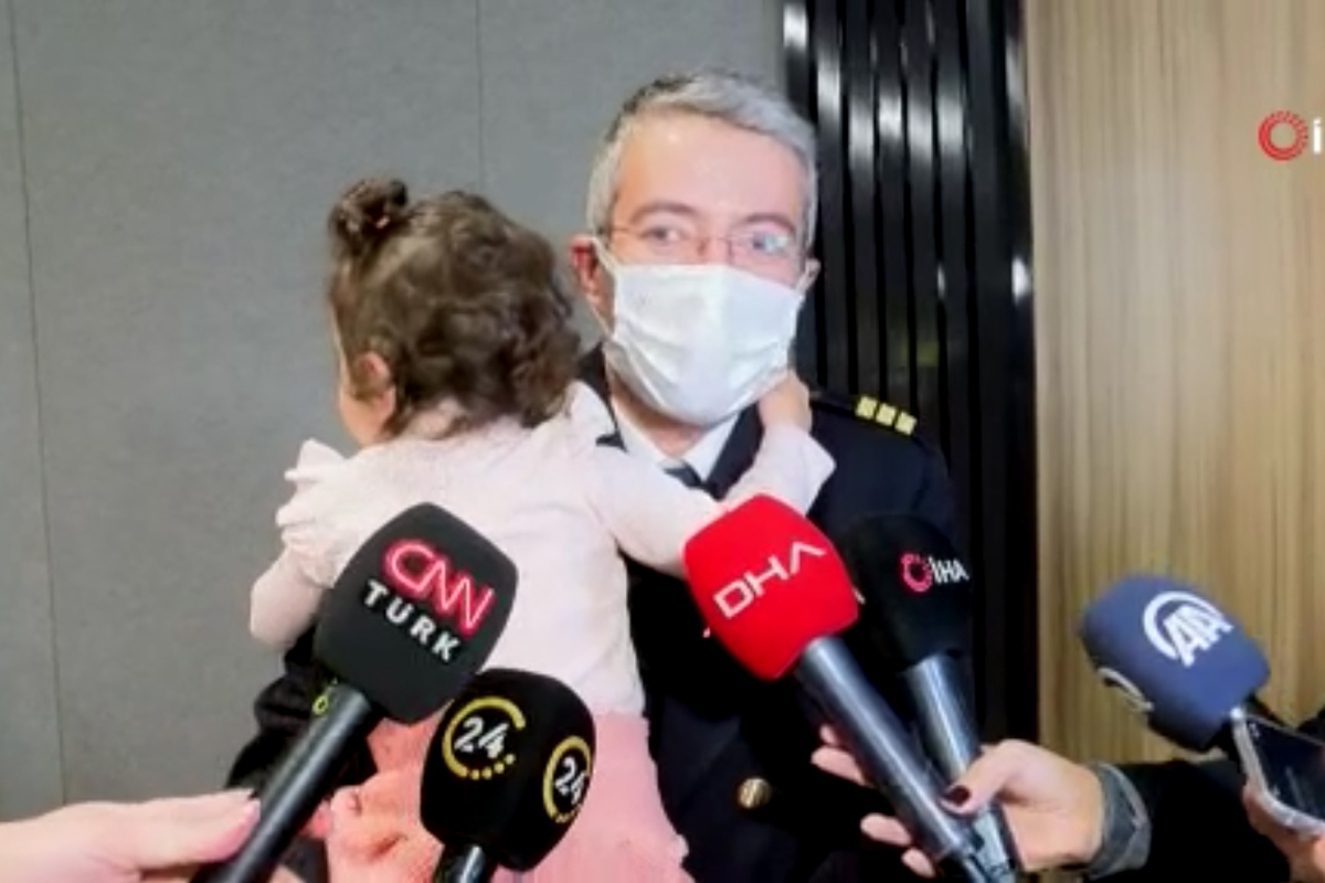 Kazakistan’daki uçuş ekipleri ve yolcular tahliye seferiyle Türkiye’ye getirildi