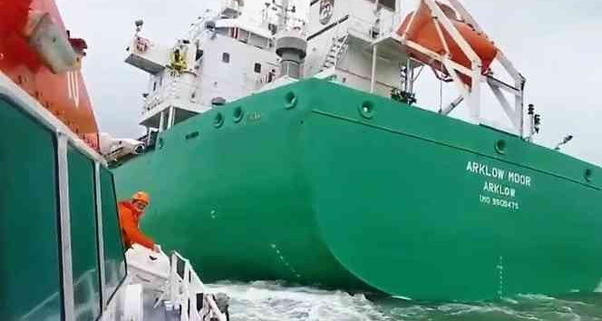 Tahliye talebinde bulunan gemideki çalışan operasyonla kurtarıldı