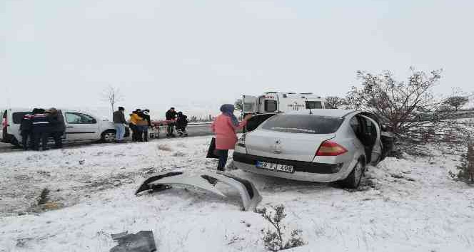 Kırşehir’de trafik kazası: 4 yaralı