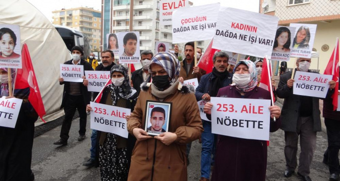 Diyarbakırda evlat nöbetinde olan ailelerin sayısı 253e yükseldi