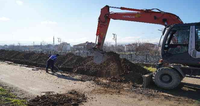 Erbaa Belediyesi Yıldırım Beyazıt Mahallesi’nde içme suyu altyapısı için çalışma başlattı