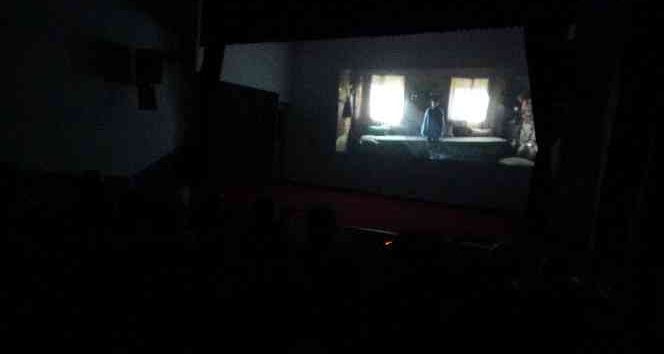 Sinema salonu olmayan Ardahan’da film günleri başladı