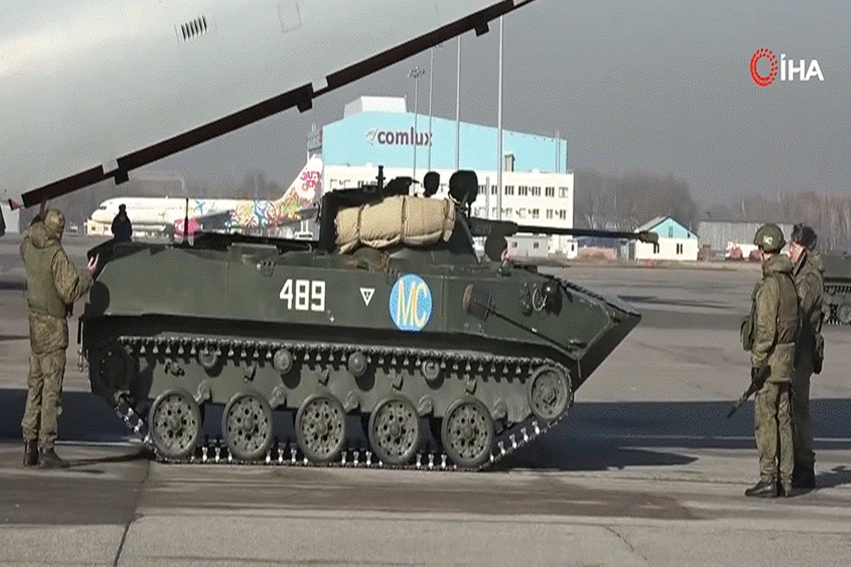 Kazakistan'da görev yapan Rus askerlerinin ülkelerine dönüşü devam ediyor