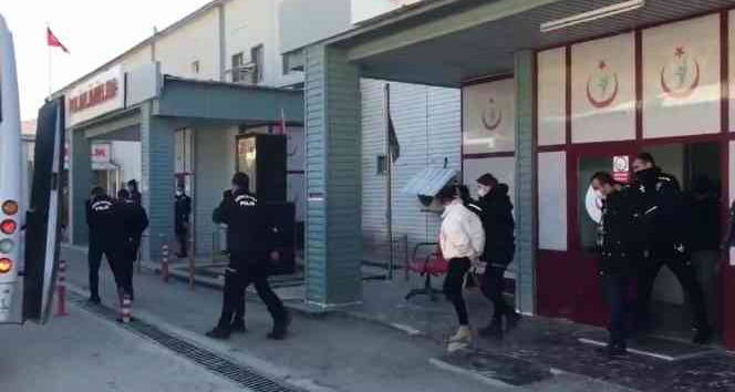 Şırak merkezli 3 ilde terör operasyonu: 26 gözaltı