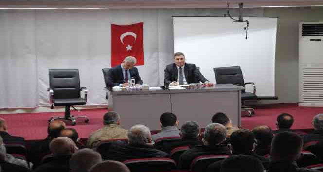 Kaymakam Sinanoğlu, muhtarlarla bir araya geldi