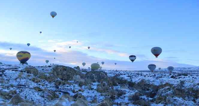 Sıcak hava balonları 8 günün ardından havalandı