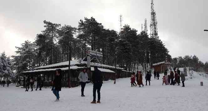 Ordu’da kar güzelliği: Boztepe beyaz gelinliğini giydi