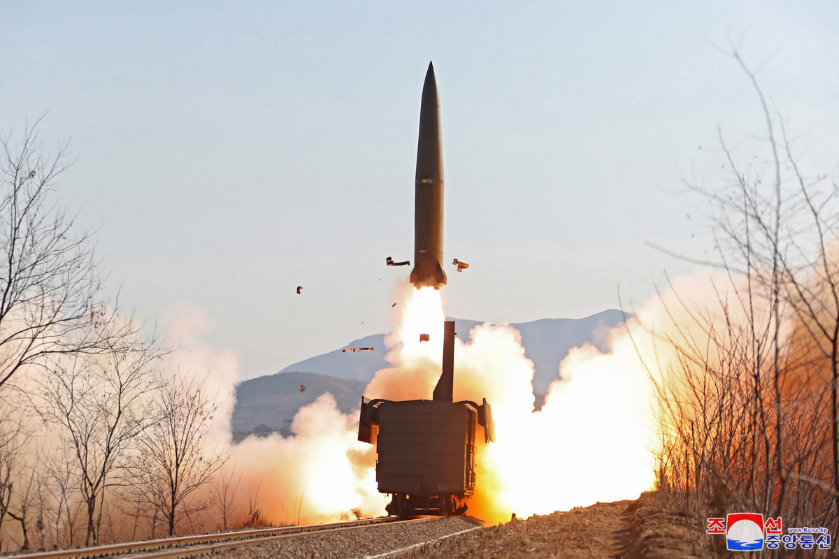 Kuzey Kore'den 2 yeni füze denemesi