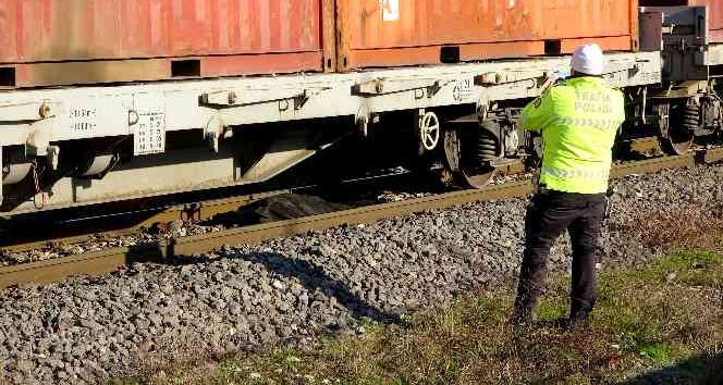 Hemzemin geçitte tren çarpan üniversite öğrencisi hayatını kaybetti