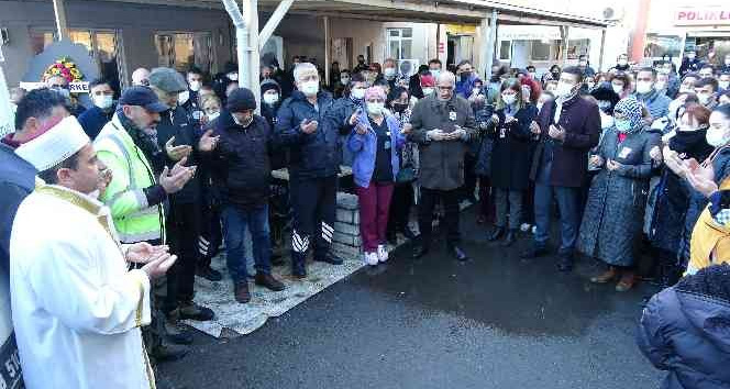 Otel odasında ölü bulunan hemşire için, görev yaptığı hastanede tören düzenlendi