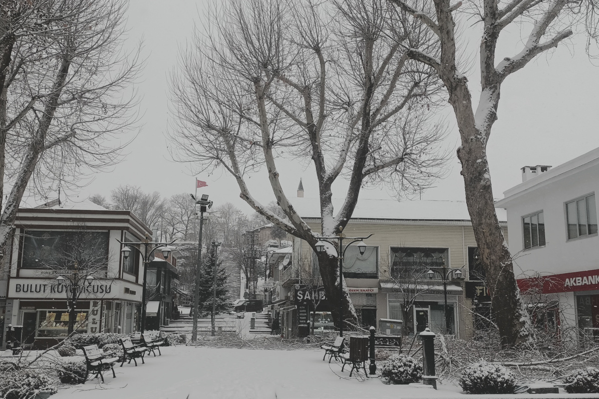 Kırşehir'de okullara kar engeli