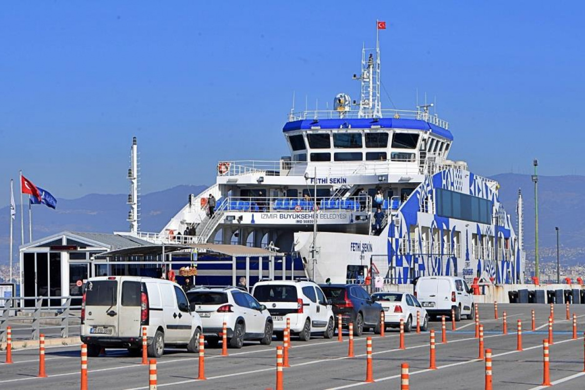 Körfez'de deniz yoluyla araç taşımacılığı yüzde 81 arttı