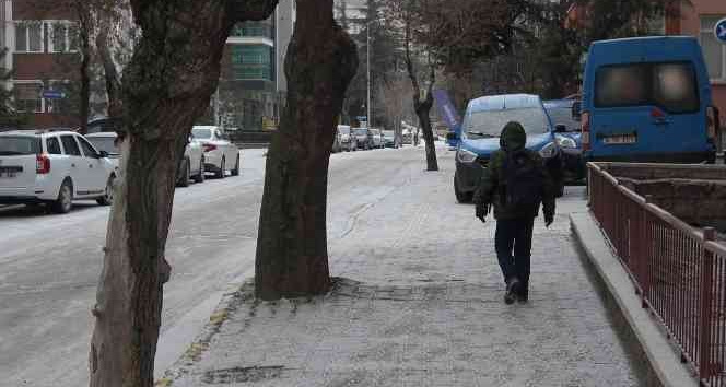 Çankırı’nın 5 ilçesinde eğitime kar engeli