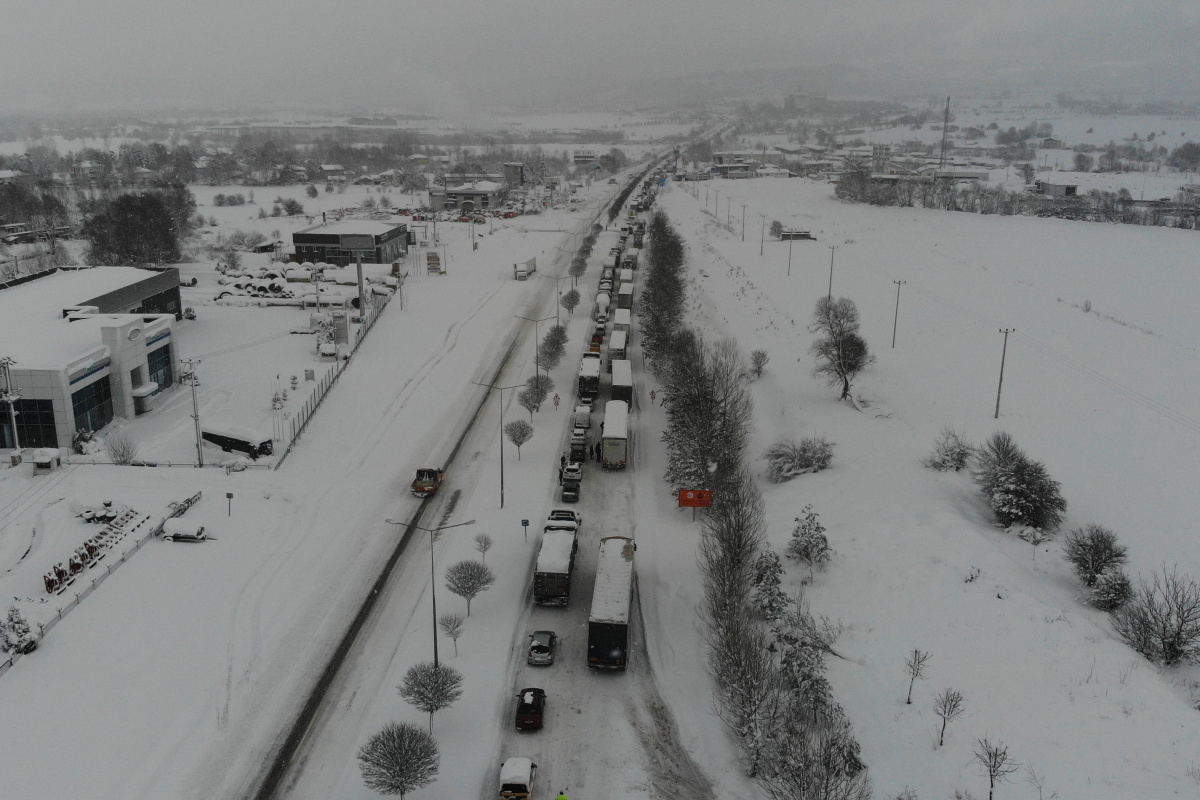 Bolu'da, D100 Karayolu Ankara yönü ulaşıma kapandı