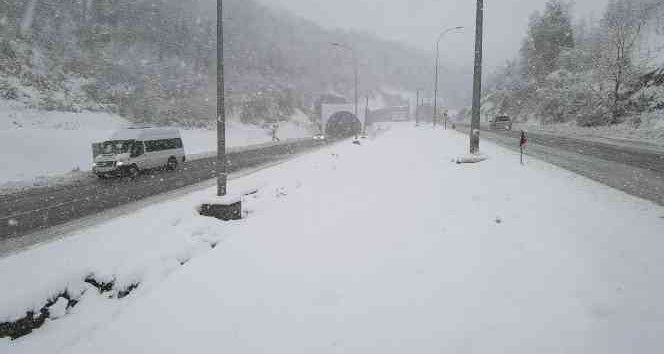 Zonguldak Valiliği yollardaki son durumu paylaştı
