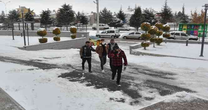 Karaman’da 10.5 kilo uyuşturucuyla yakalanan şahıs tutuklandı