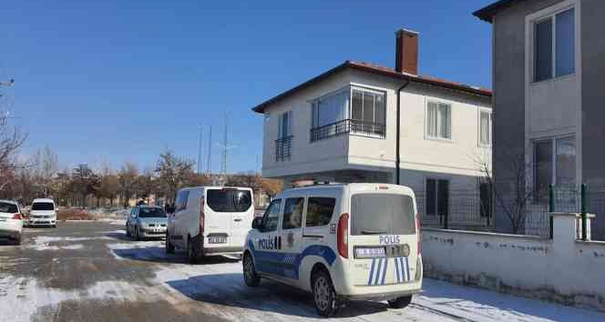 2 gündür haber alınamayan şahıs evinde ölü bulundu