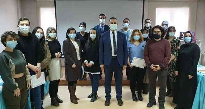 Sağlık personellerine ulusal işitme tarama programı online güncelleme eğitimi verildi