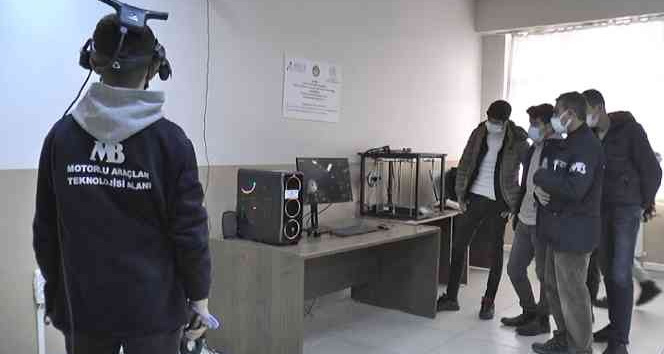 Öğrencilere üç boyutlu sanal eğitim