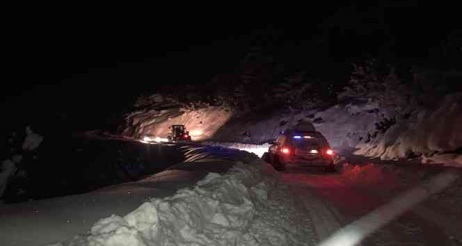 Şırnak’ta ekipler 4 saatlik çalışma sonrası rahatsızlanan vatandaşa ulaştı