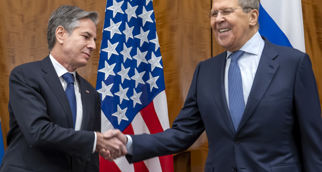 Cenevrede kritik ABD-Rusya zirvesi