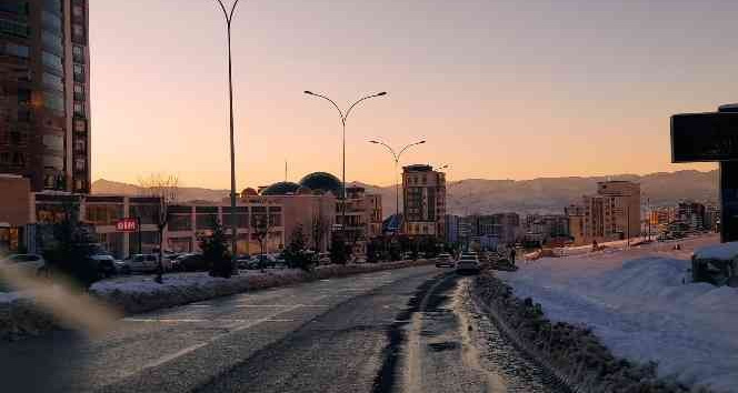 Kahramanmaraş’ta 1300 yol ulaşıma açıldı