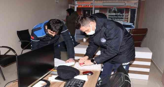 Yalova’da zabıtadan yabancı dil yazılı tabelâ denetimi