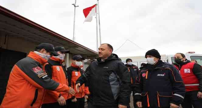 AFGD, kar nöbetine başladı