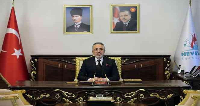 Başkan Savran iddialara cevap verdi: "Gerekirse çöp toplarım"