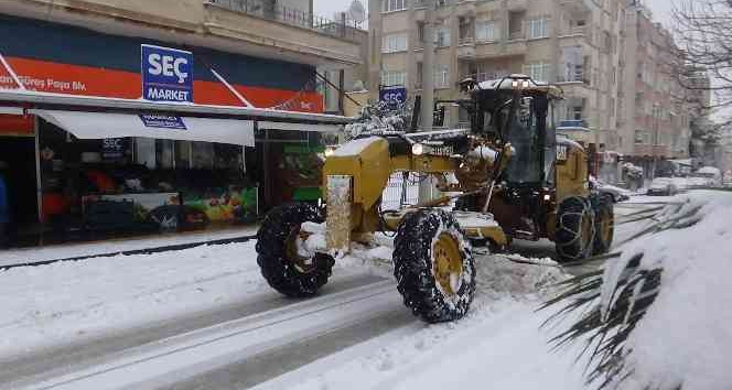 Kilis, Gaziantep, Hatay karayolları kontrollü şekilde küçük araçlara açıldı
