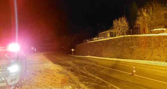 Giresun -Şebinkarahisar yolu tipi nedeniyle ulaşıma kapatıldı