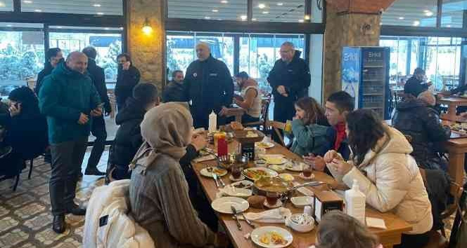 Osmangazi Köprüsünden sadece kış lastikli binek araçlar geçebiliyor