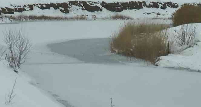 Kızılırmak buz tuttu