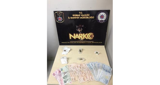 Evinde uyuşturucu bulunan şüpheli takip sonucu gözaltına alındı
