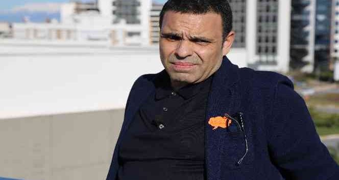 Ünlü şovmen Karacan, Defne Joy Foster’ın FETÖ kurbanı olduğunu iddia etti