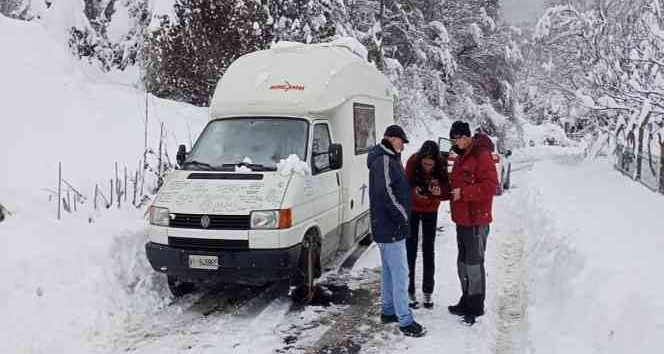 Yalova’da karla mücadeleye 516 personel ve 86 araç katılıyor