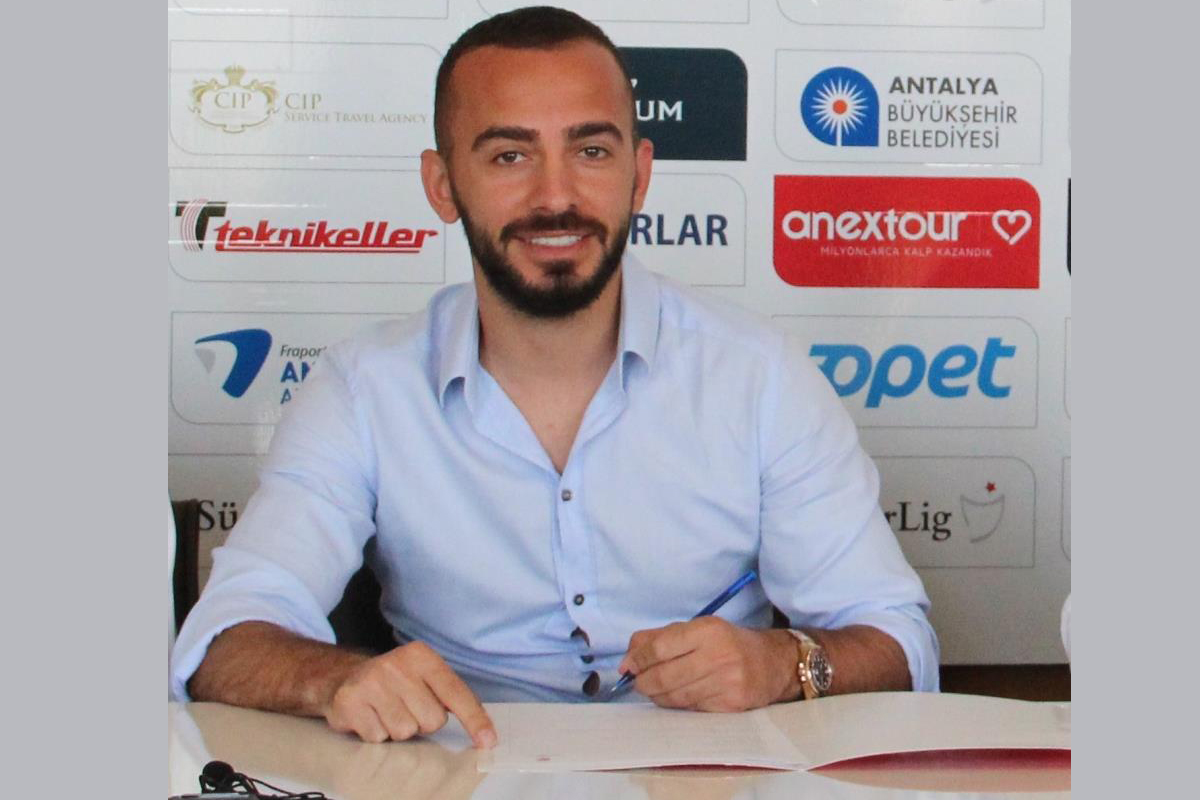 Antalyaspor&#039;da Eren Albayrak ile yollar ayrıldı