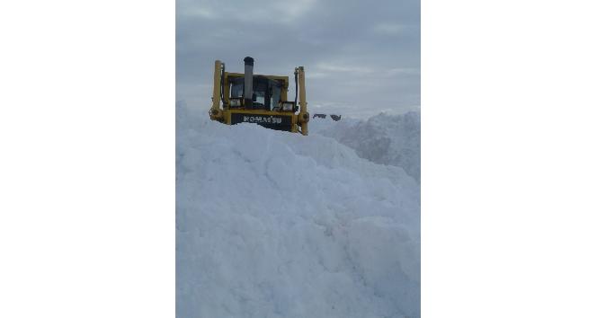 Tunceli-Erzincan karayolu araç trafiğine açıldı