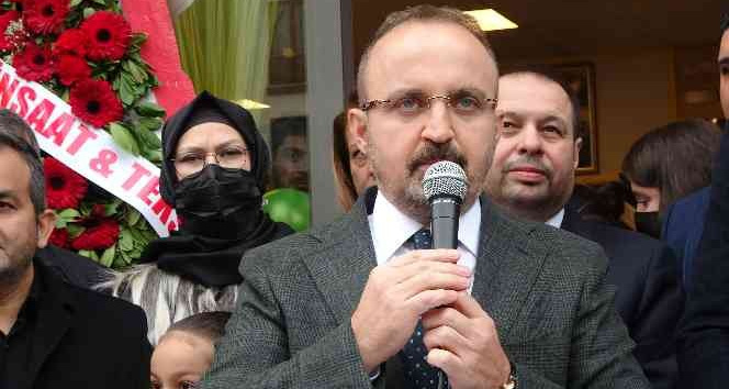 AK Parti’li Turan: “Amerika’nın dev yatırım bankası JP Morgan, Türkiye’nin notunu nötrden, arttır bölümüne yükseltti”