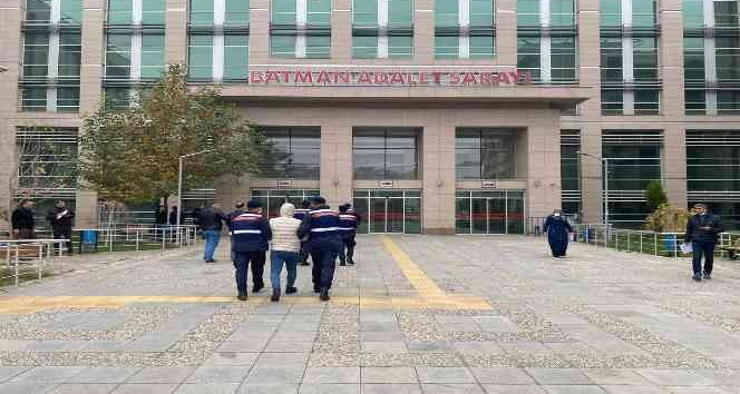 Batman’da aralarında hamile kadınlarında olduğu 170 suçlu yakalandı: 54 kişi ceza evine teslim edildi