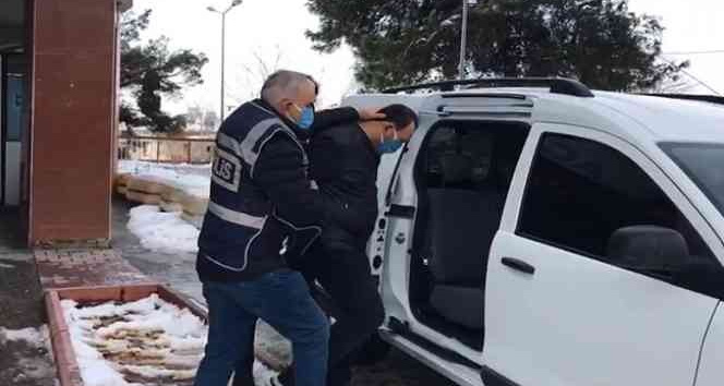 Kamyoneti çaldı sattı tutuklandı