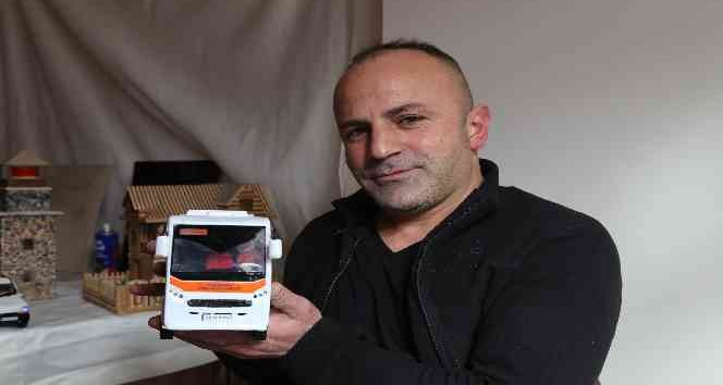Pandemi sürecinde özledikleri dolmuşlarının maketini yaptılar