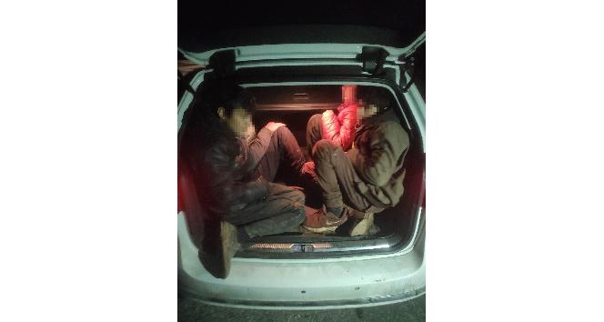 Hatay’da 22 kaçak mülteci yakalandı