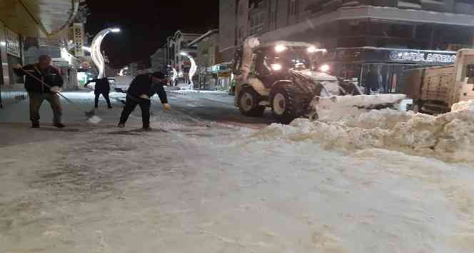 Sorgun Belediyesi karla mücadelede tam not aldı