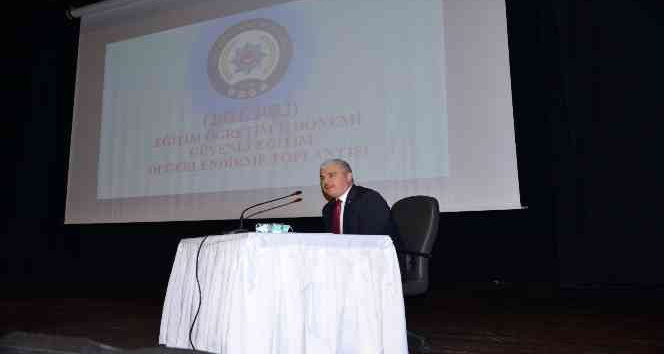 Vali Akın: "Servis şoförleri denetimlerinde okul aile birliği başkanları da etkin rol alacak’