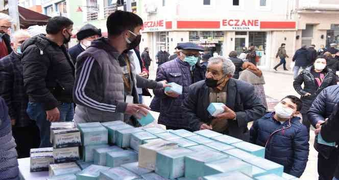 Altınordu’da kandil simidi ikramı