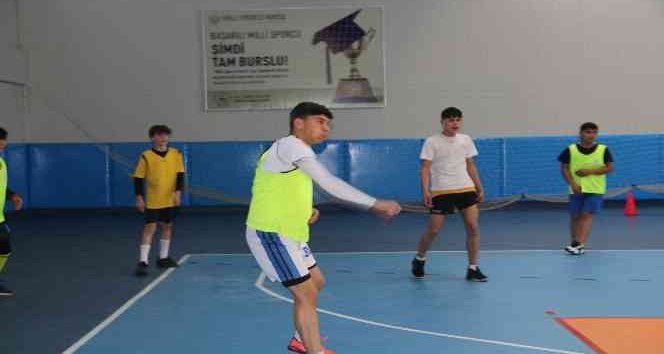 Tatvanlı gençler Ana Lig’e hazırlanıyor