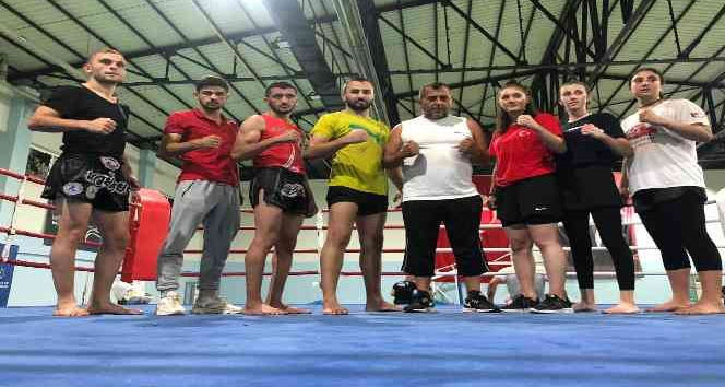 Kayserili Muay Thai sporcuları Avrupa Şampiyonası’na hazır